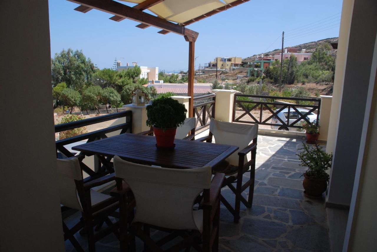 Theodorou Hotel Azolimnos Exterior foto