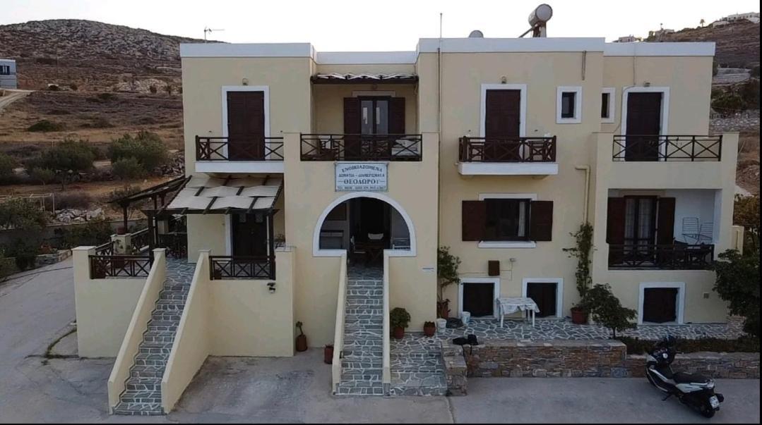Theodorou Hotel Azolimnos Exterior foto